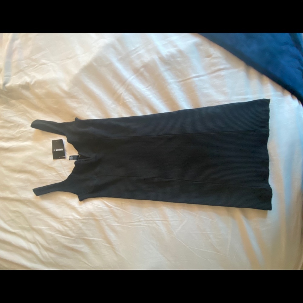 Black ribbed bodycon dress